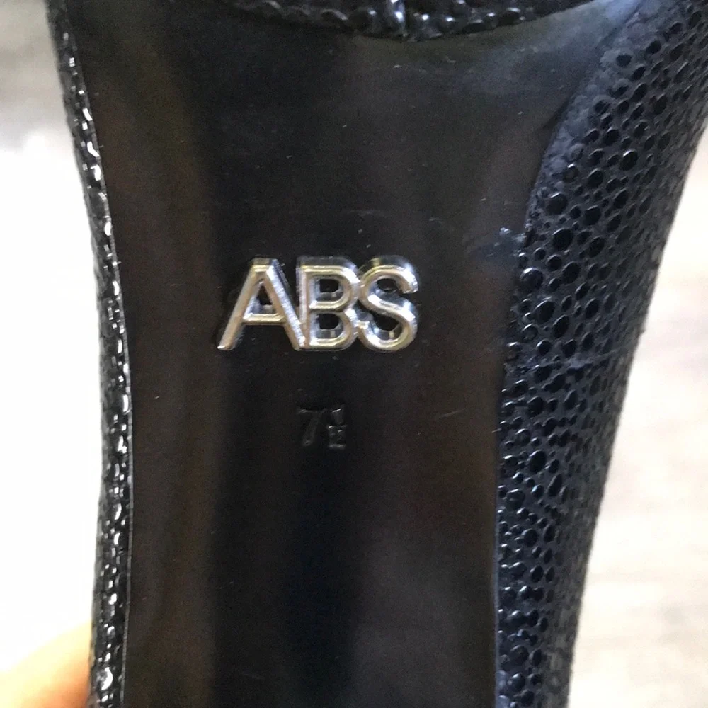 ABS Allen Schwartz leather platform pumps size 7.5